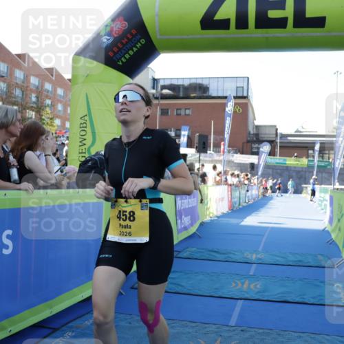 09.08.2026 - GEWOBA Citytriathlon Bremen Yannick Fuchs http://msf.ph/oto/9933881 09.08.2026 11:30:43 Ziel 458 meine-sportfotos.de