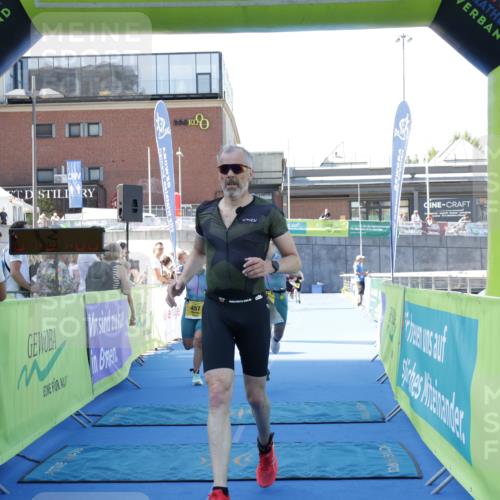 09.08.2026 - GEWOBA Citytriathlon Bremen Yannick Fuchs http://msf.ph/oto/9933912 09.08.2026 11:31:10 Ziel 334, 370, 405, 452, 457 meine-sportfotos.de