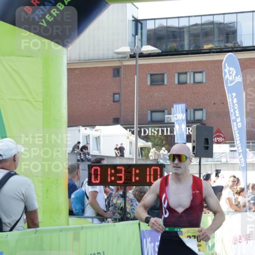 09.08.2026 - GEWOBA Citytriathlon Bremen Yannick Fuchs http://msf.ph/oto/9933928 09.08.2026 11:31:14 Ziel 334, 370, 452, 457 meine-sportfotos.de