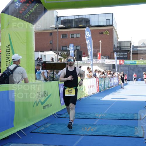 09.08.2026 - GEWOBA Citytriathlon Bremen Yannick Fuchs http://msf.ph/oto/9933934 09.08.2026 11:31:16 Ziel 334, 370, 497 meine-sportfotos.de