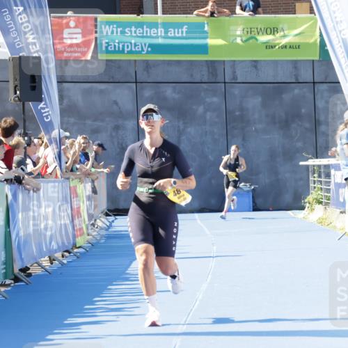 09.08.2026 - GEWOBA Citytriathlon Bremen Yannick Fuchs http://msf.ph/oto/9934025 09.08.2026 11:32:22 Ziel 350, 481 meine-sportfotos.de