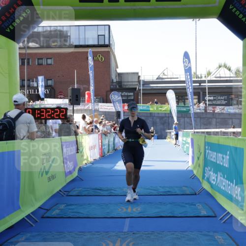 09.08.2026 - GEWOBA Citytriathlon Bremen Yannick Fuchs http://msf.ph/oto/9934028 09.08.2026 11:32:26 Ziel 481, 489 meine-sportfotos.de