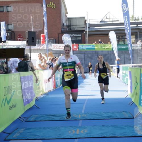 09.08.2026 - GEWOBA Citytriathlon Bremen Yannick Fuchs http://msf.ph/oto/9934034 09.08.2026 11:32:32 Ziel 436, 489 meine-sportfotos.de
