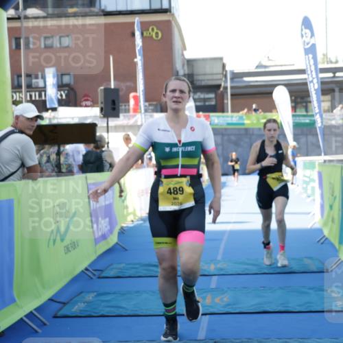 09.08.2026 - GEWOBA Citytriathlon Bremen Yannick Fuchs http://msf.ph/oto/9934039 09.08.2026 11:32:33 Ziel 436, 489 meine-sportfotos.de