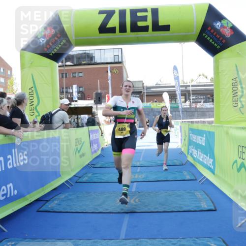 09.08.2026 - GEWOBA Citytriathlon Bremen Yannick Fuchs http://msf.ph/oto/9934041 09.08.2026 11:32:33 Ziel 436, 489 meine-sportfotos.de