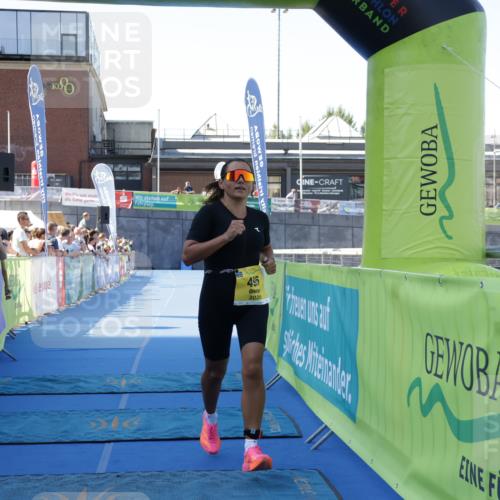 09.08.2026 - GEWOBA Citytriathlon Bremen Yannick Fuchs http://msf.ph/oto/9934060 09.08.2026 11:32:42 Ziel 495 meine-sportfotos.de