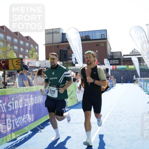 09.08.2026 - GEWOBA Citytriathlon Bremen Yannick Fuchs http://msf.ph/oto/9934103 09.08.2026 14:33:47 Ziel 563 meine-sportfotos.de