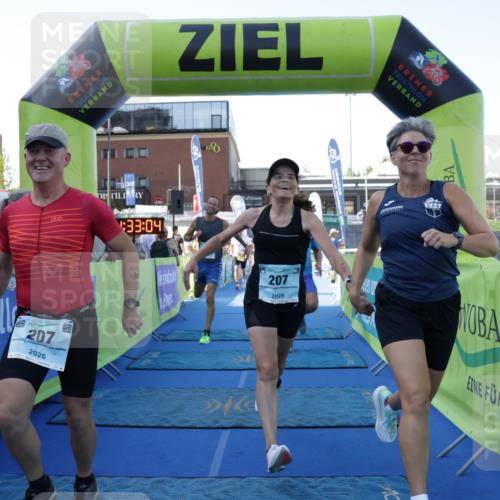 09.08.2026 - GEWOBA Citytriathlon Bremen Yannick Fuchs http://msf.ph/oto/9934110 09.08.2026 11:33:08 Ziel 35, 207, 344 meine-sportfotos.de