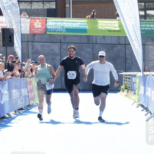 09.08.2026 - GEWOBA Citytriathlon Bremen Yannick Fuchs http://msf.ph/oto/9934111 09.08.2026 14:33:55 Ziel 1134 meine-sportfotos.de