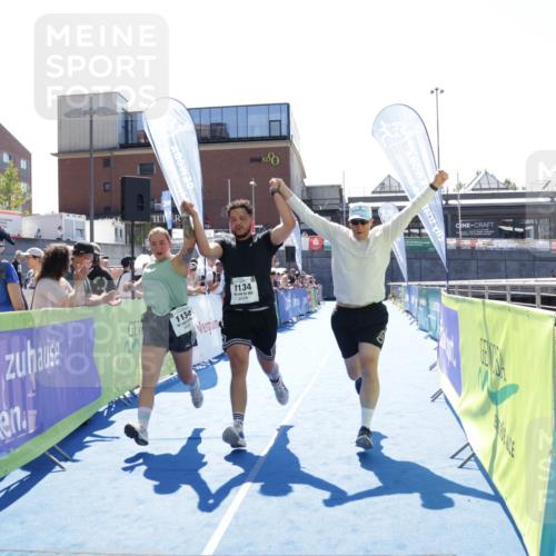09.08.2026 - GEWOBA Citytriathlon Bremen Yannick Fuchs http://msf.ph/oto/9934124 09.08.2026 14:33:58 Ziel 1134 meine-sportfotos.de