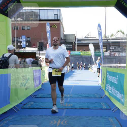 09.08.2026 - GEWOBA Citytriathlon Bremen Yannick Fuchs http://msf.ph/oto/9934125 09.08.2026 11:33:12 Ziel 35, 344 meine-sportfotos.de