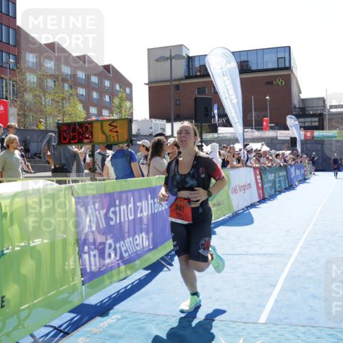 09.08.2026 - GEWOBA Citytriathlon Bremen Yannick Fuchs http://msf.ph/oto/9934147 09.08.2026 14:34:07 Ziel 941 meine-sportfotos.de