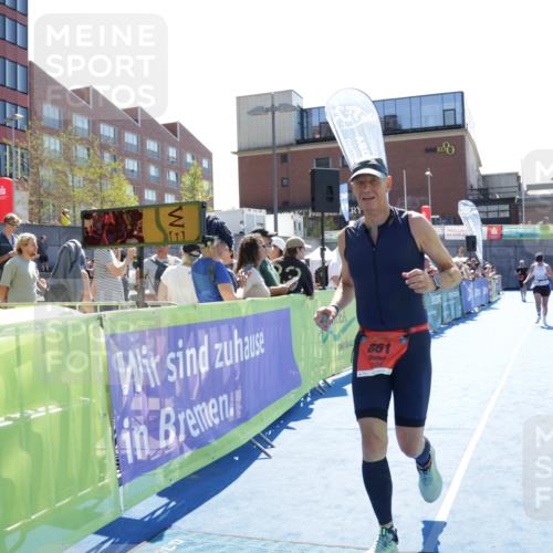 09.08.2026 - GEWOBA Citytriathlon Bremen Yannick Fuchs http://msf.ph/oto/9934171 09.08.2026 14:34:17 Ziel 861, 1155 meine-sportfotos.de