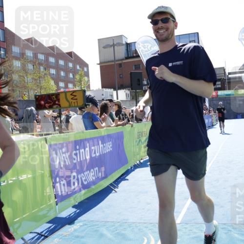 09.08.2026 - GEWOBA Citytriathlon Bremen Yannick Fuchs http://msf.ph/oto/9934193 09.08.2026 14:34:21 Ziel 861, 1155 meine-sportfotos.de