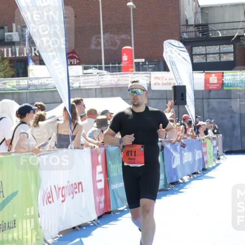 09.08.2026 - GEWOBA Citytriathlon Bremen Yannick Fuchs http://msf.ph/oto/9934200 09.08.2026 14:34:25 Ziel 611, 1155 meine-sportfotos.de