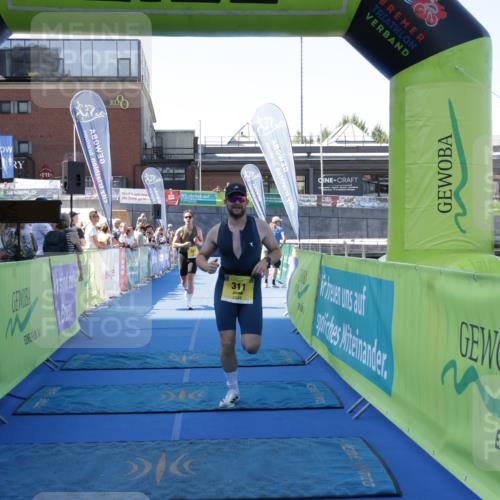 09.08.2026 - GEWOBA Citytriathlon Bremen Yannick Fuchs http://msf.ph/oto/9934205 09.08.2026 11:33:31 Ziel 53, 311, 327 meine-sportfotos.de