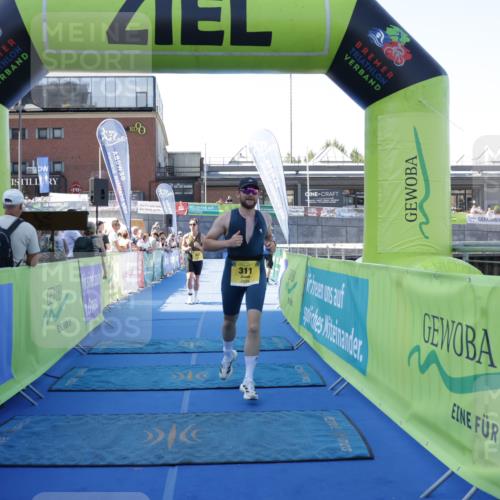 09.08.2026 - GEWOBA Citytriathlon Bremen Yannick Fuchs http://msf.ph/oto/9934207 09.08.2026 11:33:31 Ziel 53, 311, 327 meine-sportfotos.de