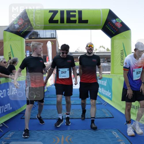 09.08.2026 - GEWOBA Citytriathlon Bremen Yannick Fuchs http://msf.ph/oto/9934276 09.08.2026 11:34:13 Ziel 157, 247, 500 meine-sportfotos.de