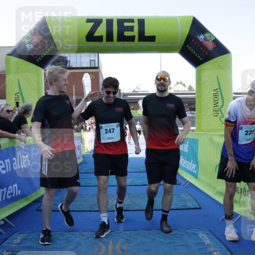 09.08.2026 - GEWOBA Citytriathlon Bremen Yannick Fuchs http://msf.ph/oto/9934278 09.08.2026 11:34:13 Ziel 157, 247, 500 meine-sportfotos.de