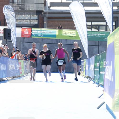 09.08.2026 - GEWOBA Citytriathlon Bremen Yannick Fuchs http://msf.ph/oto/9934284 09.08.2026 14:36:08 Ziel 940, 1102 meine-sportfotos.de