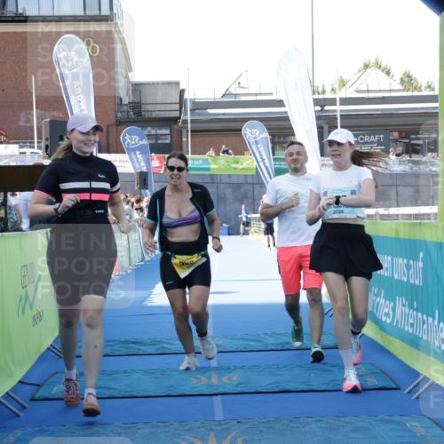 09.08.2026 - GEWOBA Citytriathlon Bremen Yannick Fuchs http://msf.ph/oto/9934290 09.08.2026 11:34:19 Ziel 157, 500 meine-sportfotos.de