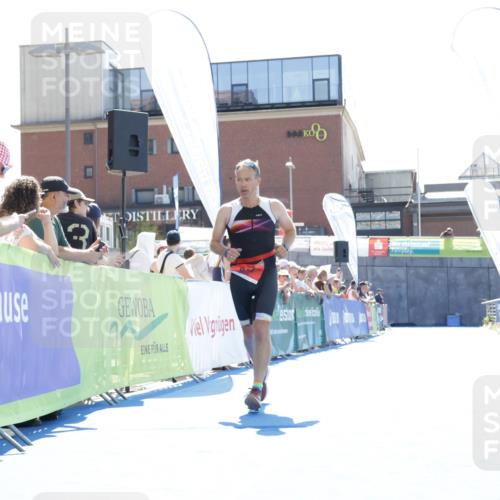 09.08.2026 - GEWOBA Citytriathlon Bremen Yannick Fuchs http://msf.ph/oto/9934308 09.08.2026 14:36:14 Ziel 817, 1102 meine-sportfotos.de