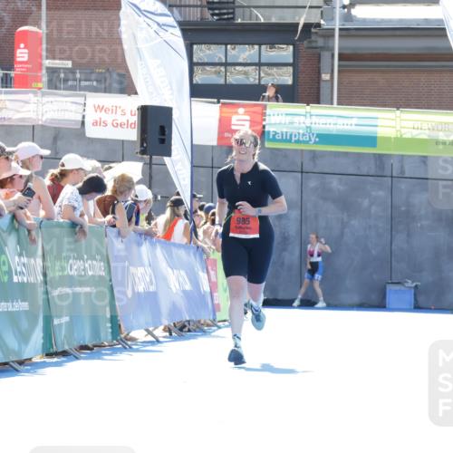 09.08.2026 - GEWOBA Citytriathlon Bremen Yannick Fuchs http://msf.ph/oto/9934350 09.08.2026 14:36:56 Ziel 966, 985 meine-sportfotos.de