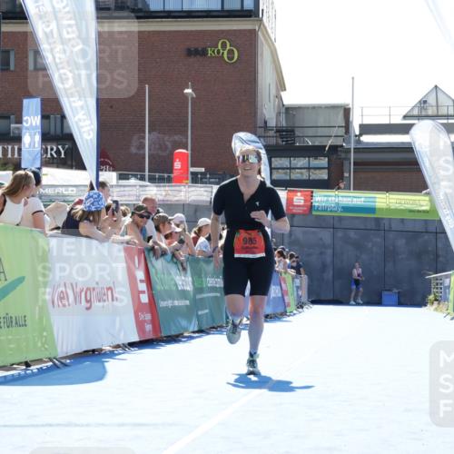 09.08.2026 - GEWOBA Citytriathlon Bremen Yannick Fuchs http://msf.ph/oto/9934355 09.08.2026 14:36:57 Ziel 966, 985 meine-sportfotos.de