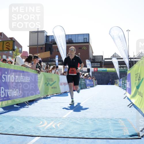 09.08.2026 - GEWOBA Citytriathlon Bremen Yannick Fuchs http://msf.ph/oto/9934357 09.08.2026 14:36:58 Ziel 985 meine-sportfotos.de