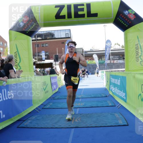 09.08.2026 - GEWOBA Citytriathlon Bremen Yannick Fuchs http://msf.ph/oto/9934367 09.08.2026 11:35:00 Ziel 195, 289, 324 meine-sportfotos.de