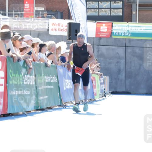 09.08.2026 - GEWOBA Citytriathlon Bremen Yannick Fuchs http://msf.ph/oto/9934415 09.08.2026 14:37:30 Ziel 860 meine-sportfotos.de