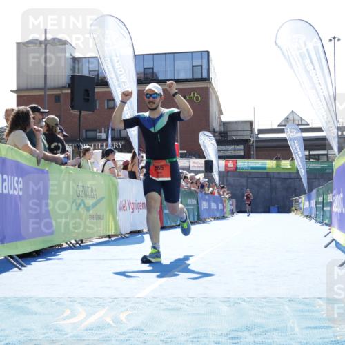09.08.2026 - GEWOBA Citytriathlon Bremen Yannick Fuchs http://msf.ph/oto/9934431 09.08.2026 14:37:57 Ziel 655 meine-sportfotos.de