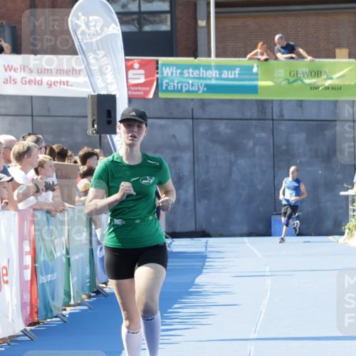 09.08.2026 - GEWOBA Citytriathlon Bremen Yannick Fuchs http://msf.ph/oto/9934465 09.08.2026 11:35:28 Ziel 3 meine-sportfotos.de