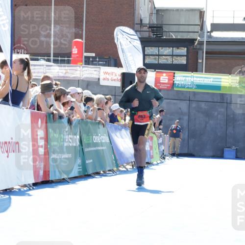 09.08.2026 - GEWOBA Citytriathlon Bremen Yannick Fuchs http://msf.ph/oto/9934489 09.08.2026 14:38:25 Ziel 653, 1152 meine-sportfotos.de