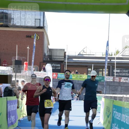 09.08.2026 - GEWOBA Citytriathlon Bremen Yannick Fuchs http://msf.ph/oto/9934492 09.08.2026 11:35:49 Ziel 123, 473 meine-sportfotos.de