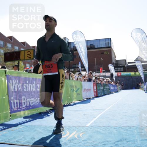 09.08.2026 - GEWOBA Citytriathlon Bremen Yannick Fuchs http://msf.ph/oto/9934503 09.08.2026 14:38:28 Ziel 653 meine-sportfotos.de