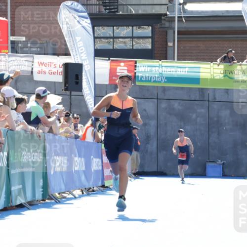 09.08.2026 - GEWOBA Citytriathlon Bremen Yannick Fuchs http://msf.ph/oto/9934543 09.08.2026 14:38:48 Ziel 887, 913 meine-sportfotos.de