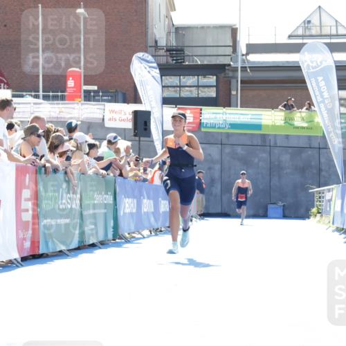 09.08.2026 - GEWOBA Citytriathlon Bremen Yannick Fuchs http://msf.ph/oto/9934547 09.08.2026 14:38:49 Ziel 887, 913 meine-sportfotos.de