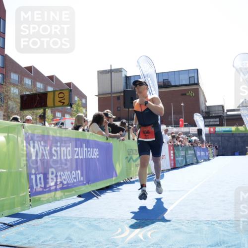 09.08.2026 - GEWOBA Citytriathlon Bremen Yannick Fuchs http://msf.ph/oto/9934580 09.08.2026 14:38:59 Ziel 606 meine-sportfotos.de