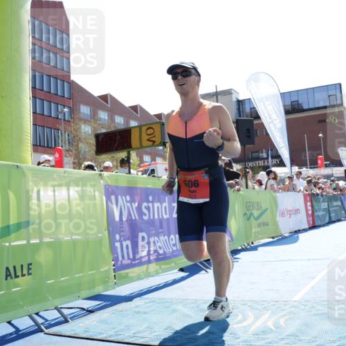 09.08.2026 - GEWOBA Citytriathlon Bremen Yannick Fuchs http://msf.ph/oto/9934587 09.08.2026 14:38:59 Ziel 606 meine-sportfotos.de