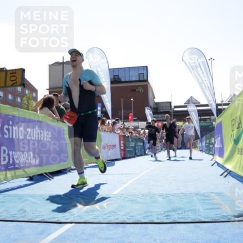 09.08.2026 - GEWOBA Citytriathlon Bremen Yannick Fuchs http://msf.ph/oto/9934606 09.08.2026 14:39:37 Ziel 672, 800, 1106 meine-sportfotos.de