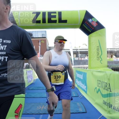 09.08.2026 - GEWOBA Citytriathlon Bremen Yannick Fuchs http://msf.ph/oto/9934607 09.08.2026 11:36:17 Ziel 41, 330 meine-sportfotos.de