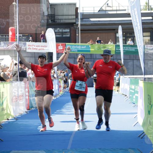09.08.2026 - GEWOBA Citytriathlon Bremen Yannick Fuchs http://msf.ph/oto/9934611 09.08.2026 11:36:19 Ziel 41 meine-sportfotos.de