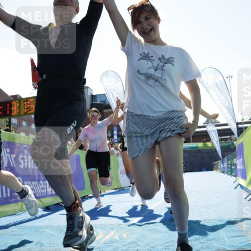 09.08.2026 - GEWOBA Citytriathlon Bremen Yannick Fuchs http://msf.ph/oto/9934621 09.08.2026 14:39:39 Ziel 672, 800, 1106 meine-sportfotos.de