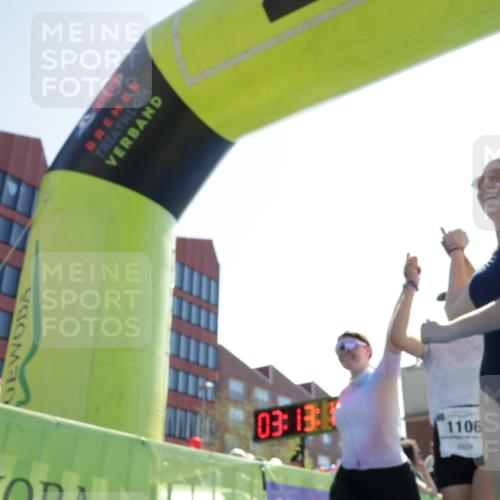 09.08.2026 - GEWOBA Citytriathlon Bremen Yannick Fuchs http://msf.ph/oto/9934626 09.08.2026 14:39:39 Ziel 672, 800, 1106 meine-sportfotos.de