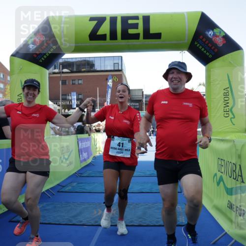 09.08.2026 - GEWOBA Citytriathlon Bremen Yannick Fuchs http://msf.ph/oto/9934630 09.08.2026 11:36:22 Ziel 41 meine-sportfotos.de