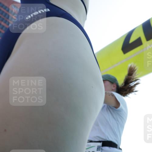 09.08.2026 - GEWOBA Citytriathlon Bremen Yannick Fuchs http://msf.ph/oto/9934631 09.08.2026 14:39:40 Ziel 672, 800, 1106 meine-sportfotos.de