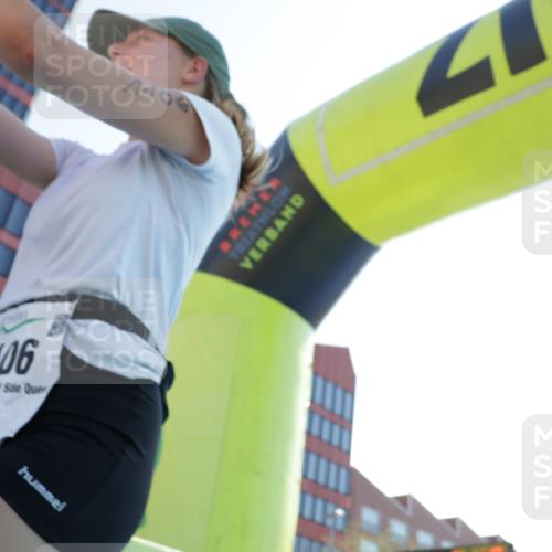 09.08.2026 - GEWOBA Citytriathlon Bremen Yannick Fuchs http://msf.ph/oto/9934633 09.08.2026 14:39:40 Ziel 672, 800, 1106 meine-sportfotos.de