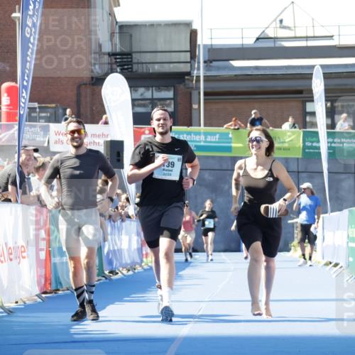 09.08.2026 - GEWOBA Citytriathlon Bremen Yannick Fuchs http://msf.ph/oto/9934654 09.08.2026 11:36:30 Ziel 139 meine-sportfotos.de