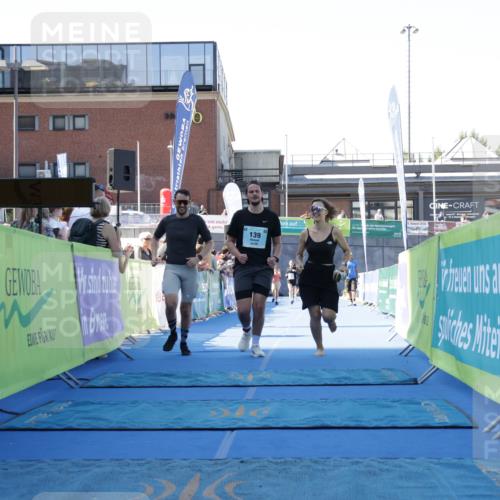 09.08.2026 - GEWOBA Citytriathlon Bremen Yannick Fuchs http://msf.ph/oto/9934658 09.08.2026 11:36:31 Ziel 139 meine-sportfotos.de